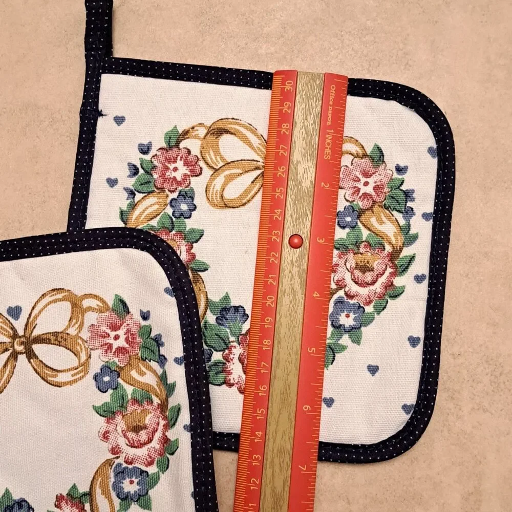 Vintage Skilcraft Pot Holders Set Of 2 Floral Blue White Hot Holder